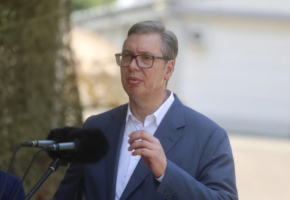 hanaveselaa's tweet photo. Najavljeni paket novih mera usmeren je na direktnu pomoć građanima, a zvaničnici ističu da je cilj dugoročna podrška, a ne prikupljanje političkih poena. #caosvima #srbija https://t.co/nQzv4JBTY9