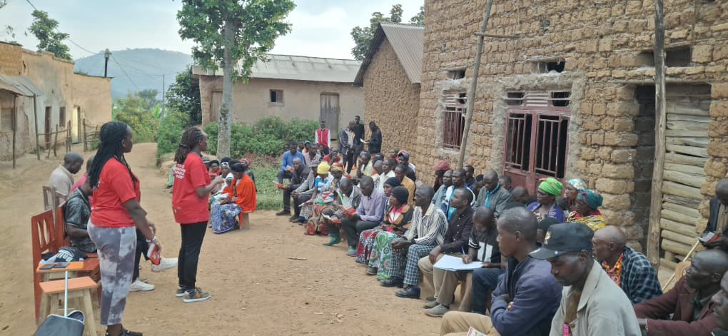 myshec_gsaf's tweet photo. We covered common domestic injuries, prevention at home, and why early care-seeking matters — plus the importance of Mutuelle de Santé in making that care accessible. 🚑 #MySHeC #GlobalSurgery #CommunityHealth #HealthAdvocacy https://t.co/7sdK8I7k0R