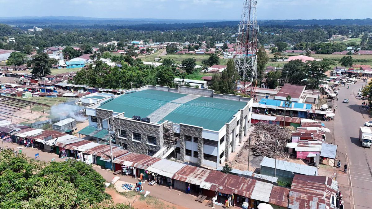 comradewarvist_'s tweet photo. There is hardly any corner of the country where the impact of the Bottom-Up Economic Transformation Agenda (BETA) is not being felt, and the ongoing construction of the Webuye Economic Stimulus Programme (ESP) Market in Bungoma County  #PsRaymondOmollo https://t.co/DnCinSaF96