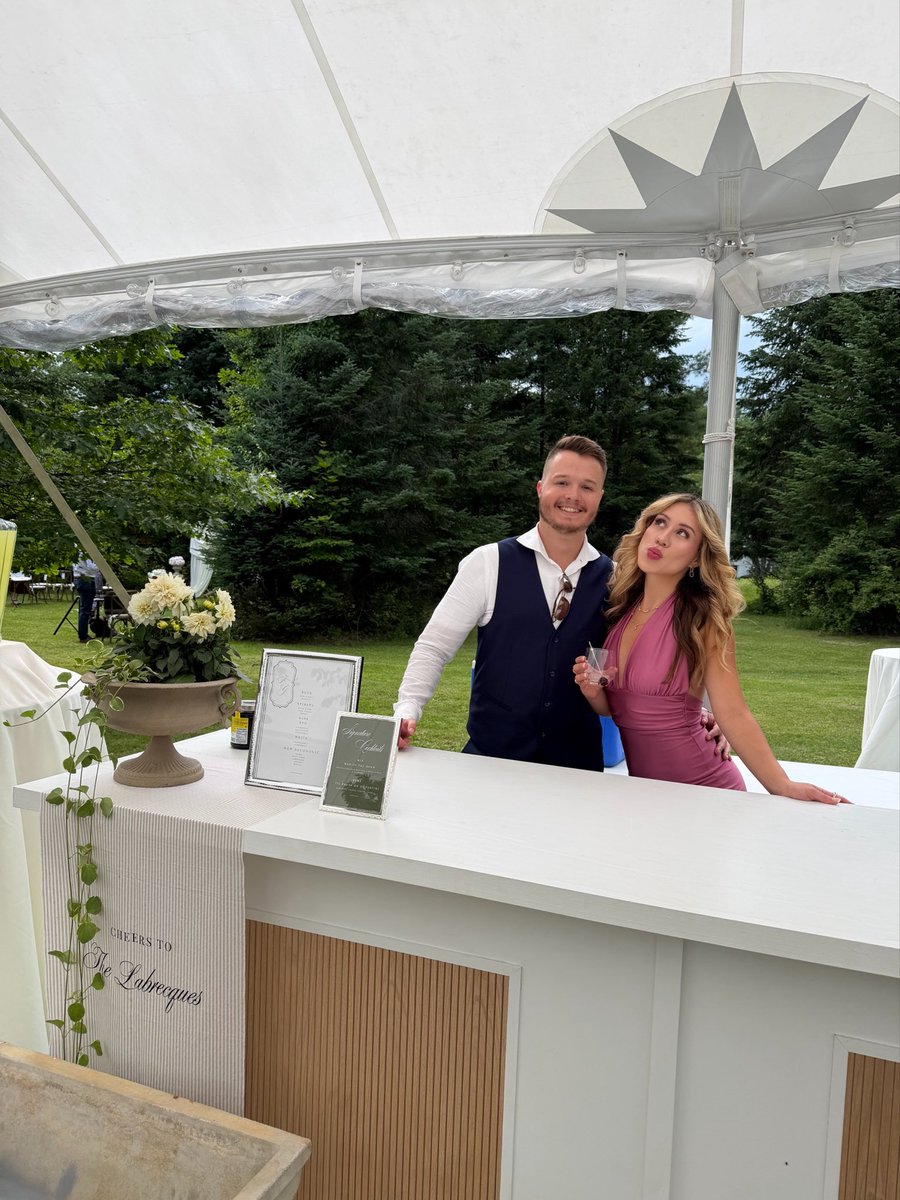 destinymalibu's tweet photo. Beautiful wedding in Maine 💒✨💍 with my forever date 🫶🏼

#weddingseason #destinymalibu #couple #love #wedding https://t.co/E5gkCCMR6l
