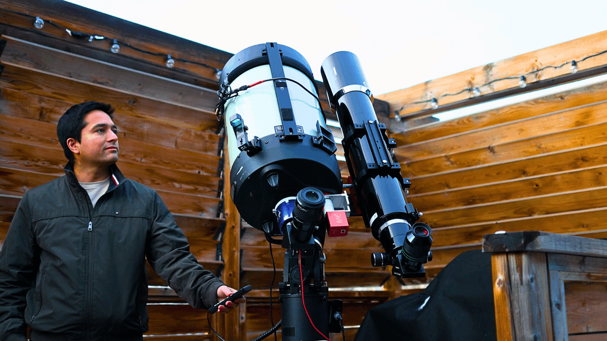 AbdurAstro's tweet photo. If you've ever thought of using two scopes on one mount, this video might be of interest to you: https://t.co/uAGdmI8TES
I was using this Astromania unit to align my two scopes: https://t.co/yCKGNpObRG https://t.co/ZSwFBiQkIe