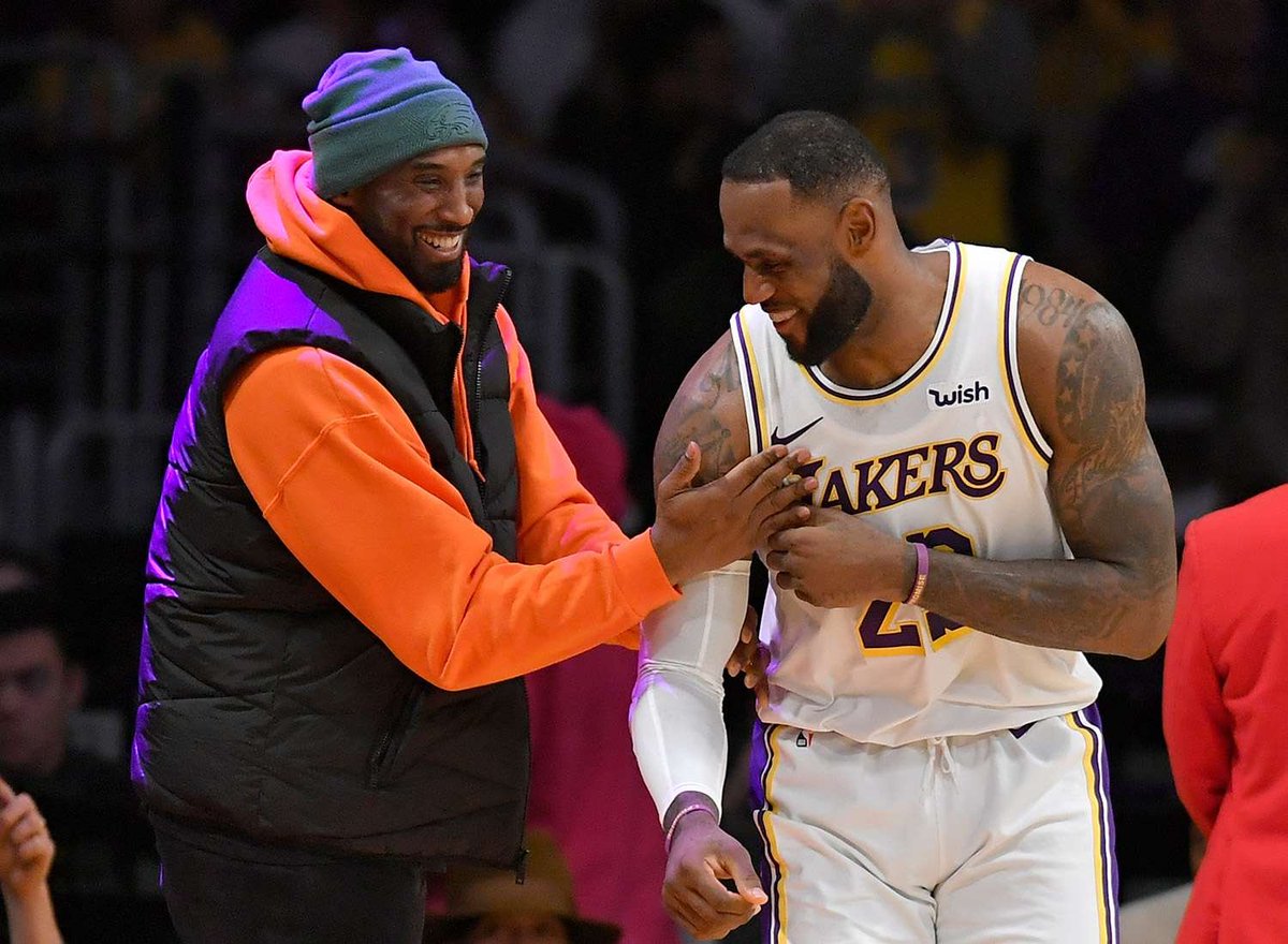 LakersLead's tweet photo. @KingJames THANK YOU 🐐

You will get your jersey retired and a statue. Thank you for bringing showtime and relevance back to LA. You are my favorite player and the greatest. Thank you for being a bridge to the Luka-era. 💜💛 https://t.co/MzbbQlUSBP