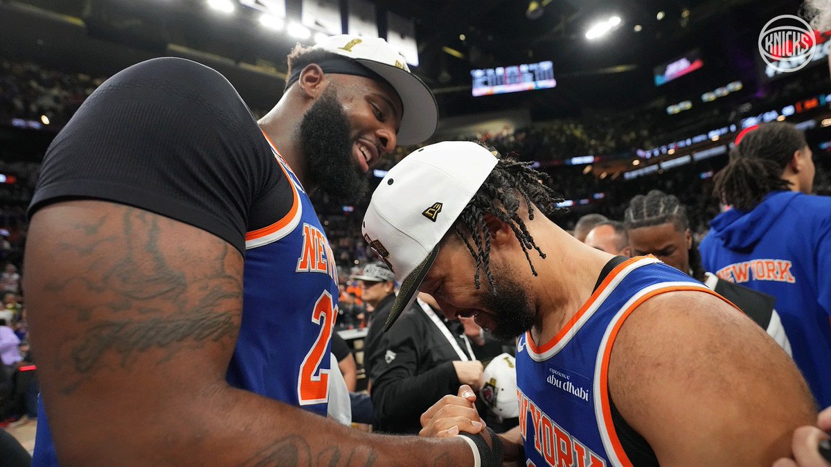 DylanBackerESM's tweet photo. There is a world where Mitchell Robinson does return to the Knicks, but it still requires going over the second apron.

If Karl-Anthony Towns takes a pay cut in his next contract extension, the Knicks could go over the second apron this season by signing Robinson and then dipping back under it next offseason.

(h/t @IanBegley)