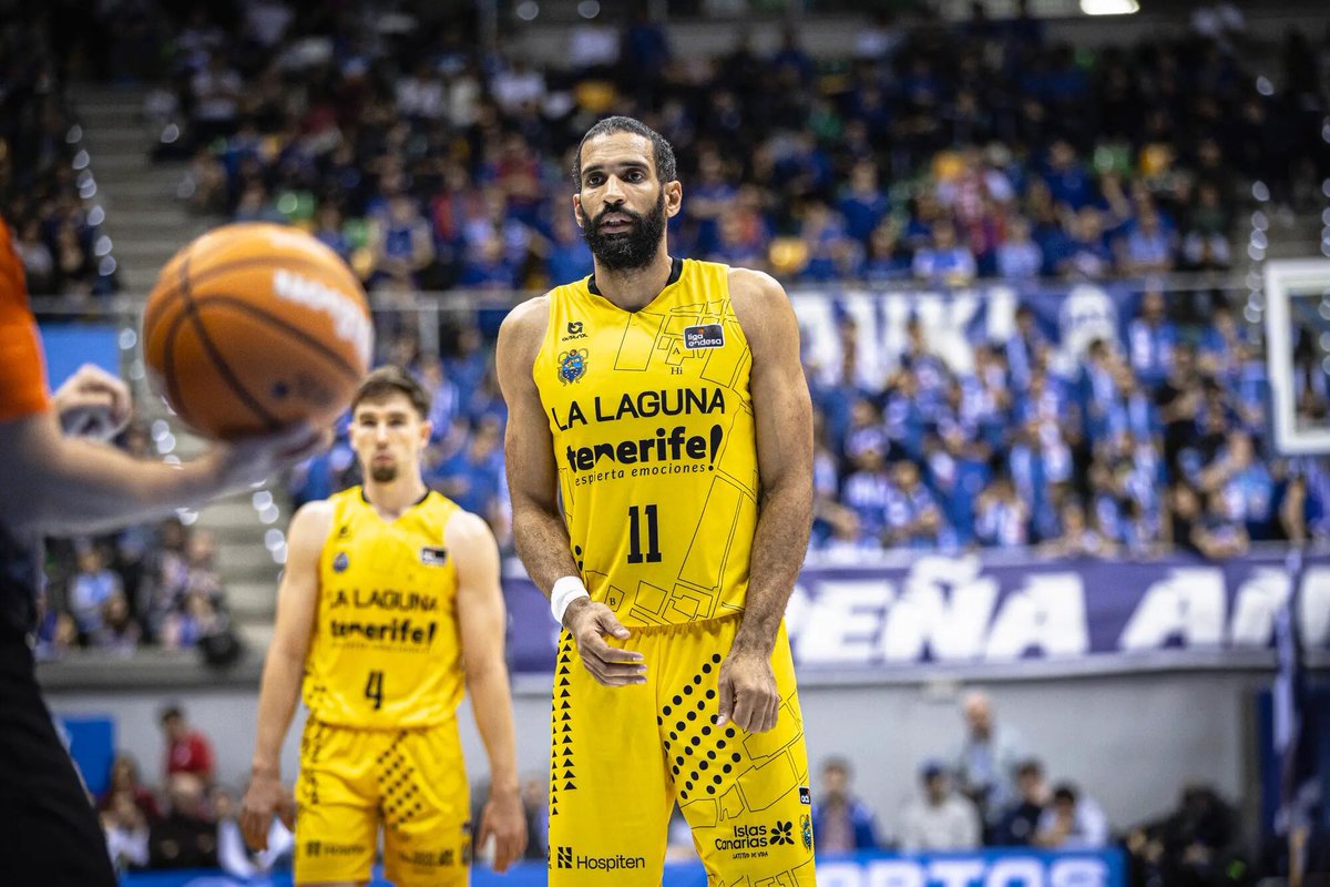DTFRPodcast's tweet photo. 🚨 𝐔́𝐋𝐓𝐈𝐌𝐀 𝐇𝐎𝐑𝐀 | @scrubbdoiro 

✅ Salvo xiro de última hora Thomas Scrubb regresará á que foi a sua casa. 

📅 Agora mesmo  plantease si ofrecerlle un contrato de un ano o de dous.

✍️ LA SCRUBBCLUSIVA™ https://t.co/N7YPnkK3LD