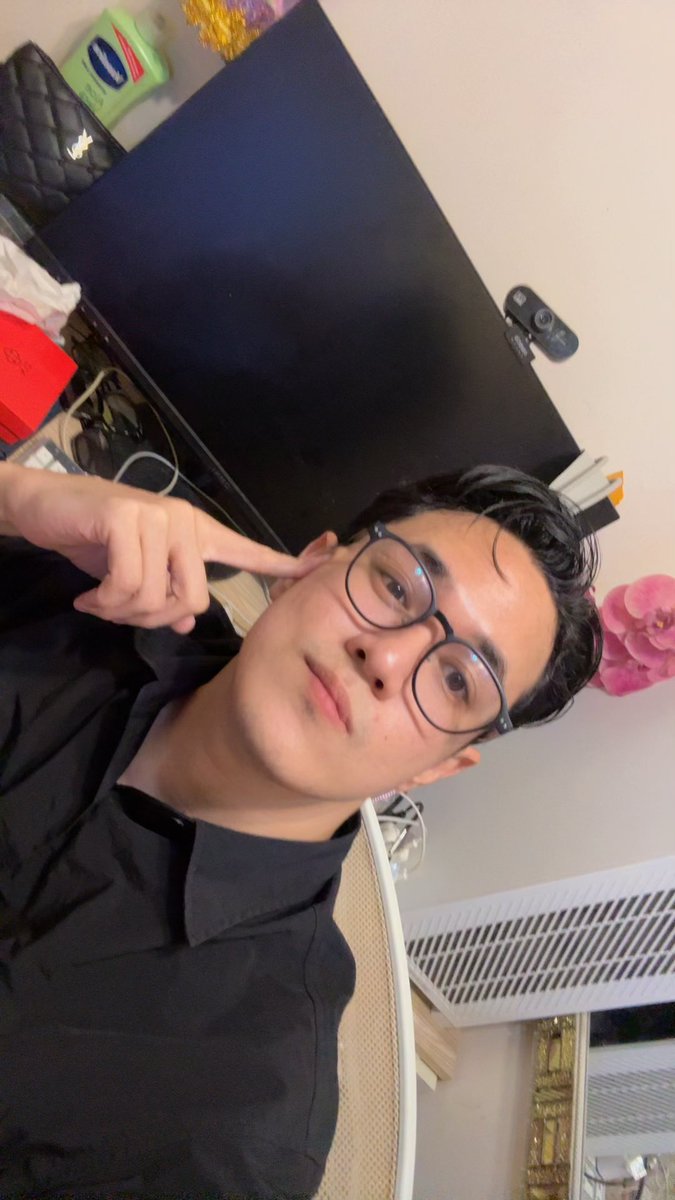 its_pj_btw's tweet photo. Hey moots! 👋 I’m officially #OpenToWork.

Looking for opportunities in Brand Marketing, Digital Marketing, Social Media, or Campaign Management. If your company is hiring or you know of any openings, I’d really appreciate a lead or referral. RTs are appreciated! 💛 https://t.co/IqZdOmnK2A