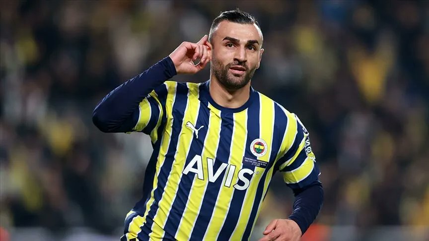 buzzspor's tweet photo. Serdar Dursun: "Fenerbahçe'de yerli forvet olarak son 20 senede bir Semih Şentürk başarılı oldu bir de ben oldum. Fenerbahçe özlenmez mi?" (10Numara) https://t.co/btKWZ8FVip