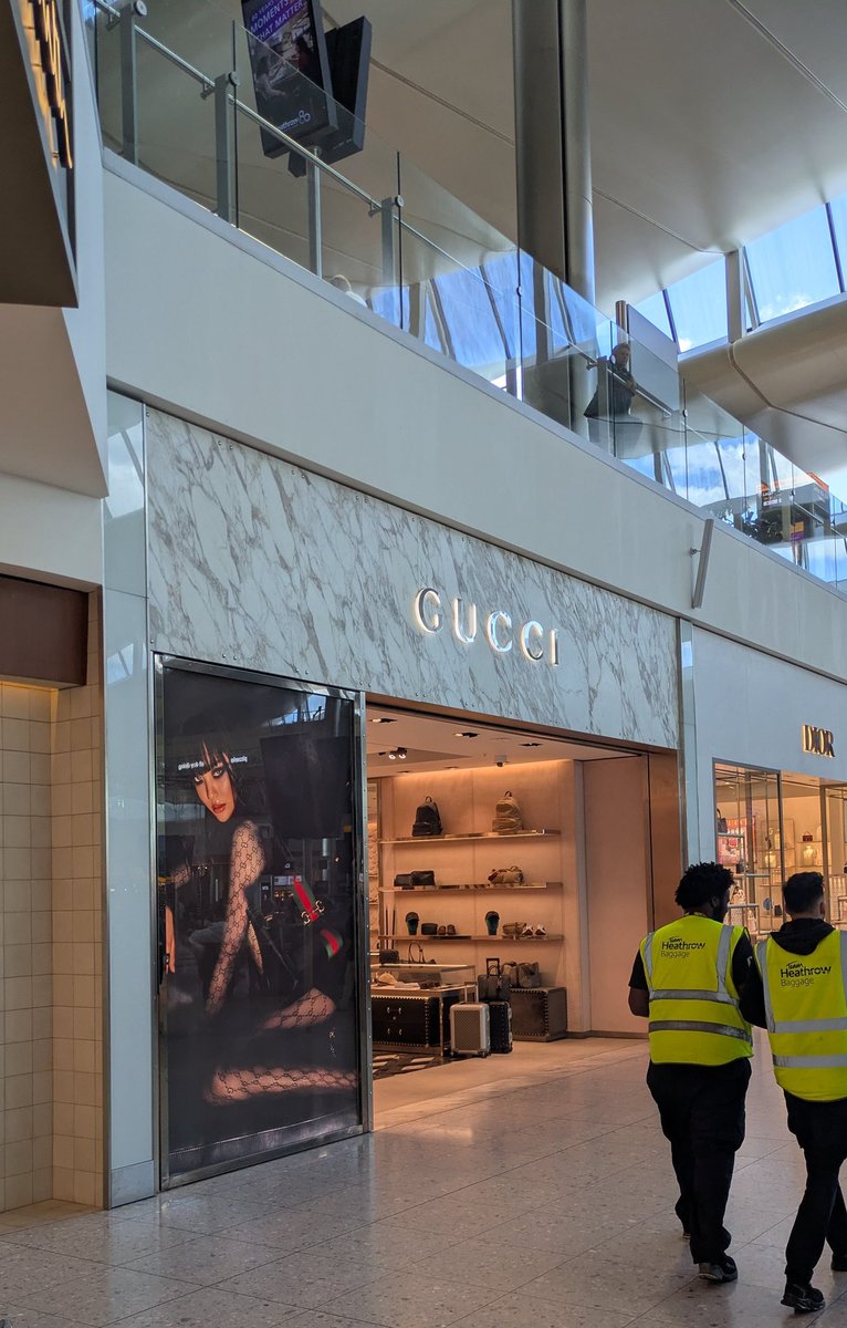 Calypsoscaptive's tweet photo. For a split second, I genuinely thought Gucci had signed @obeyangelina66 for their new campaign. https://t.co/SDrWlqOQKi