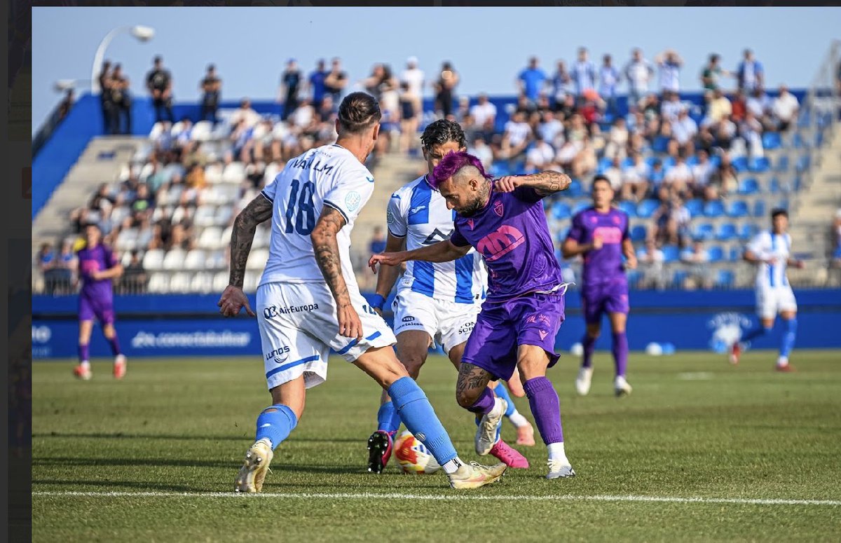 HoraJaen's tweet photo. 🚨 #URGENTE | Ya hay calendario: así será el camino del Real Jaén en su regreso a Primera RFEF

El conjunto jiennense debutará en campo del CE Europa y cerrará liga en Vilarreal

https://t.co/2W4oWnsMm9 https://t.co/zuIfN64cLU