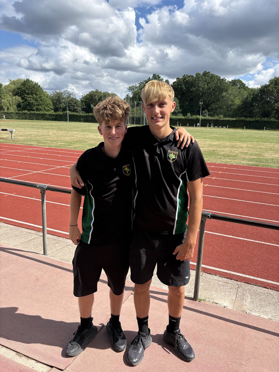 LightHall_PE's tweet photo. Well done to #TEAMLIGHTHALL today - what a wonderful day. Our Y10s enjoyed their final Borough Athletics π It is now the countdown to Sports Day on Friday! β½οΈππ₯πβΉοΈπ
π΄π΅π’βͺοΈ @lighthallschool https://t.co/fiTHcfFp31
