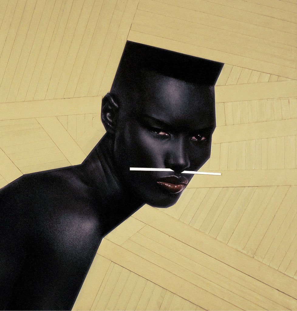 aseelswaid9's tweet photo. Grace Jones. (1982) https://t.co/TMsG29NPTO