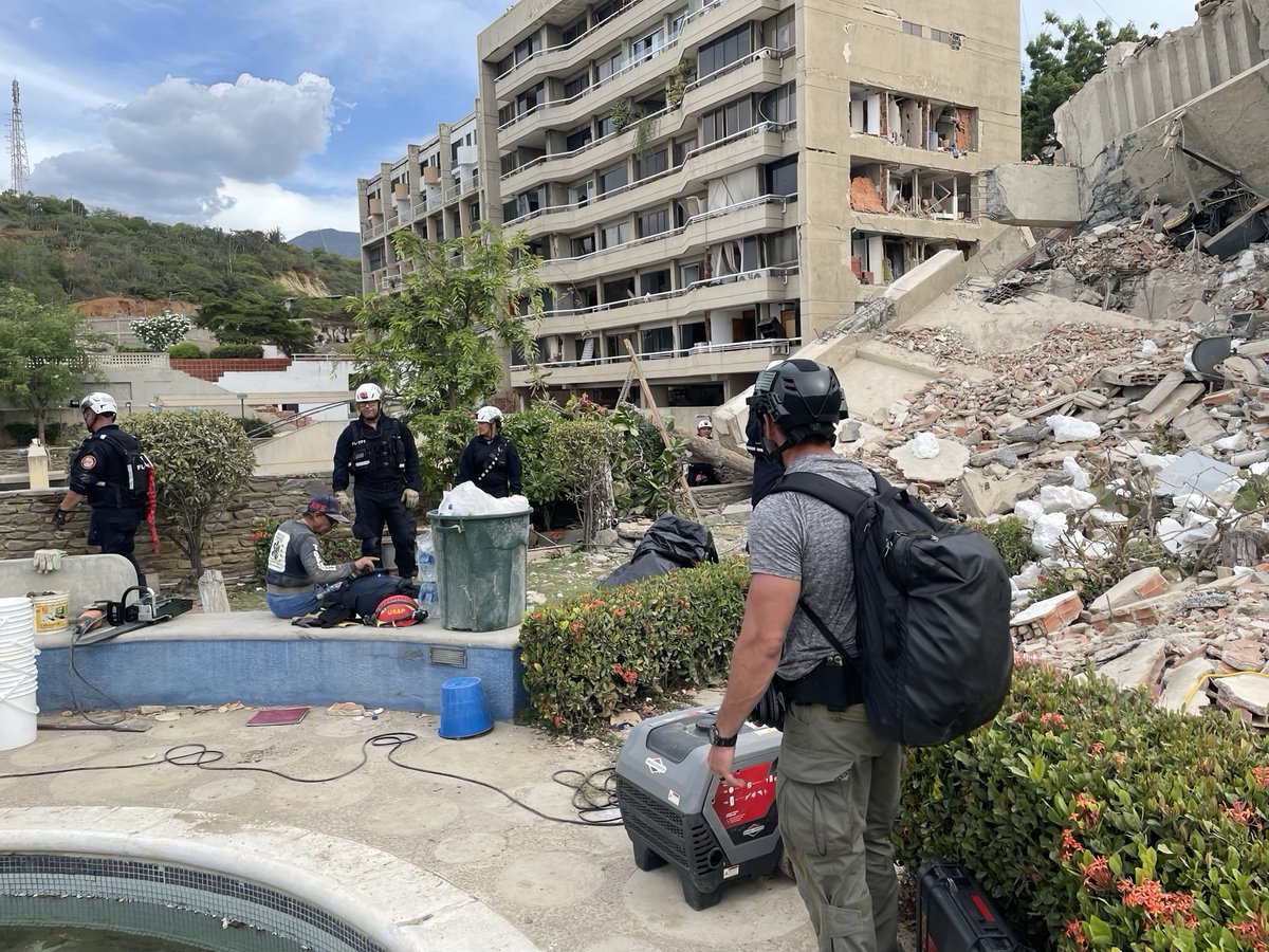 StateDeptDSS's tweet photo. A DSS Mobile Security Deployments team is on the ground in Venezuela — delivering site and personnel security, communications and mobility support, and enhanced situational awareness to U.S. urban search and rescue teams from Fairfax County, Los Angeles, and Miami as part of the Trump Administration's rapid, life-saving assistance mission.

@POTUS , @VATF1 , @LACOFD , @MiamiDadeFire