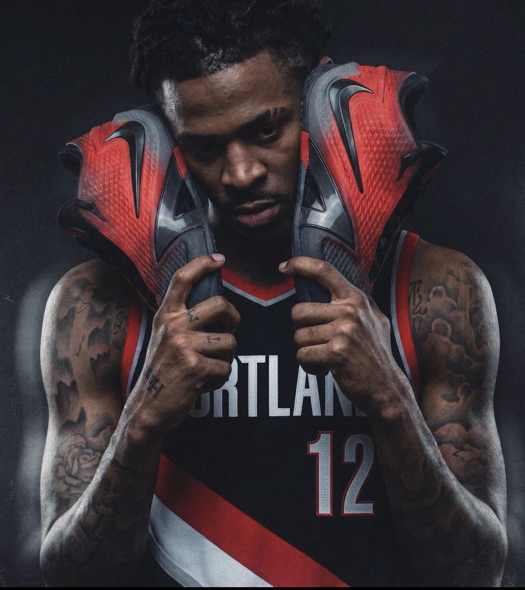 PRIMO_DO_JA's tweet photo. MORANT vai estreiar sua nova linha de tênis JA4 ja vestindo a camisa dos blazers!! 

Esse modelo e putaria 1️⃣2️⃣😍 https://t.co/Edldu5Yv81
