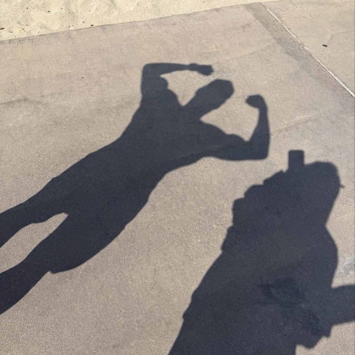 ajspnk's tweet photo. holy muscles https://t.co/CgMSXDzbXL