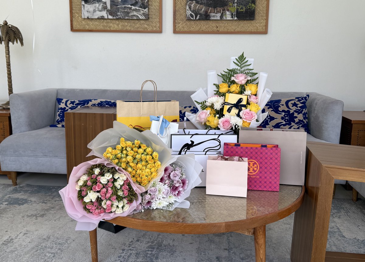 Joudkbk's tweet photo. Until next time, June 💐💝 https://t.co/q5JDCb56TM