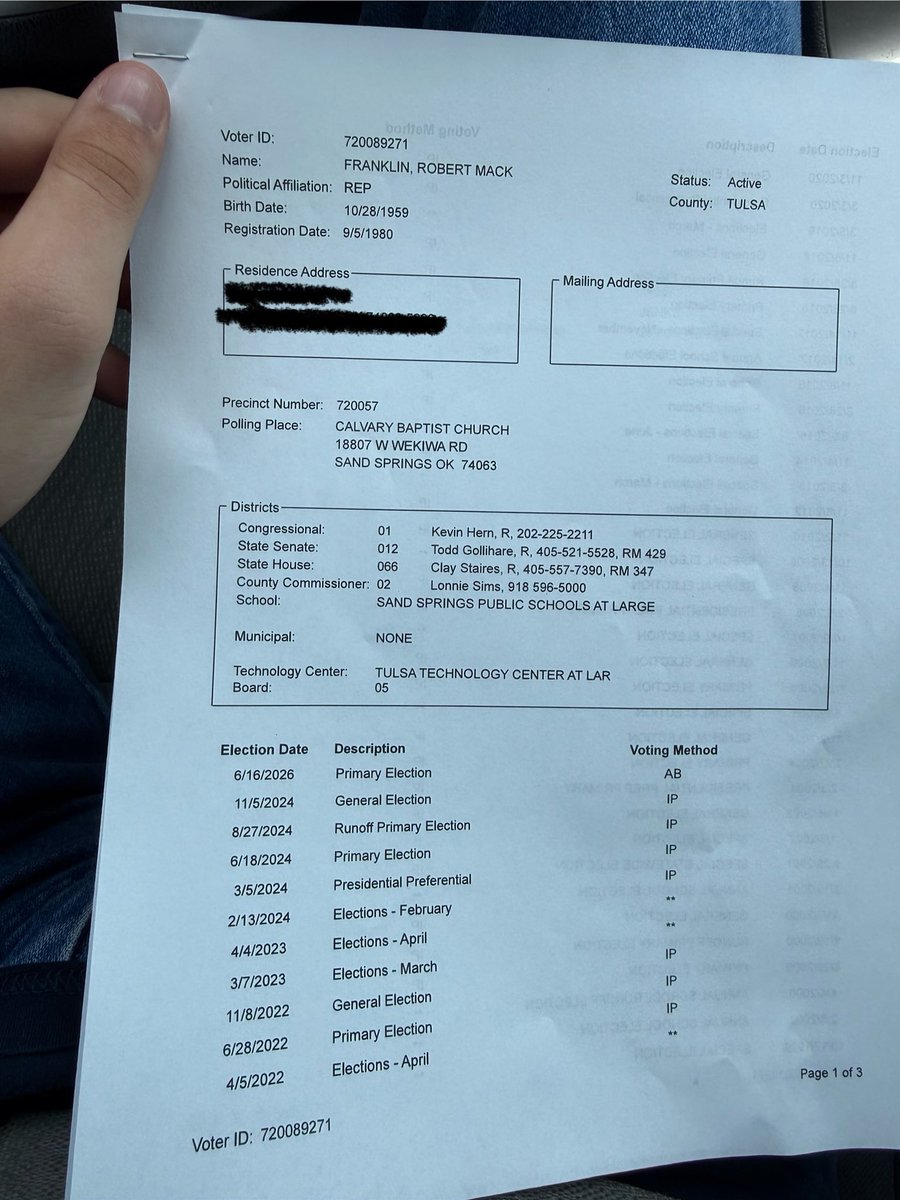 JoshuaW4145's tweet photo. 🚨EXCLUSIVE OK NEWS 🚨

Robert Franklin, Republican candidate for  OK Superintendent of Education, was a registered DEMOCRAT up until May 2023.

Sources and voter roles confirmed the fact. 

Are we really going to elect a RINO, Oklahoma?

See below ⬇️ ⬇️⬇️ https://t.co/6idUrtvjo1