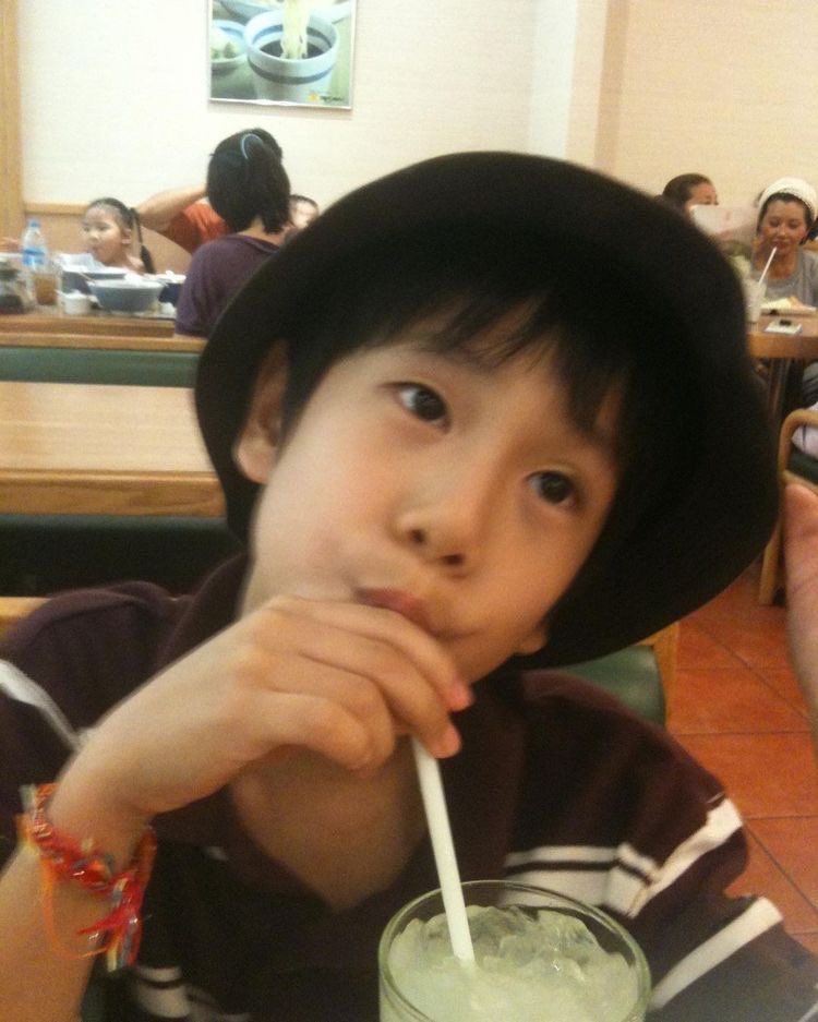vyavault's tweet photo. wdym he’s turning 23 :(

#phuwintang https://t.co/NcJ7ePa7kE
