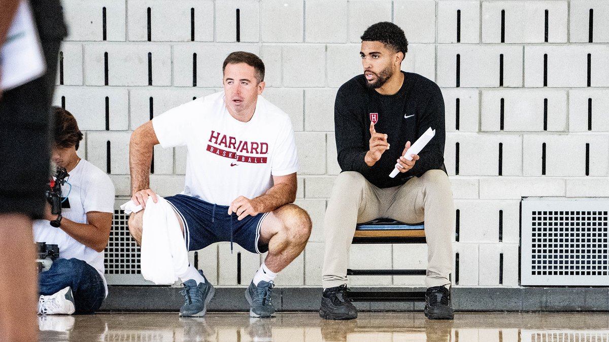 HarvardMBB's tweet photo. "We were so grateful for all of the programs that attended our Team Academy. We hope that this can be the start of championship seasons for all. Thank you to everyone that made the event such a success, and we look forward to seeing you all again next summer!" -- Coach Amaker https://t.co/w6jcO2t5Nw