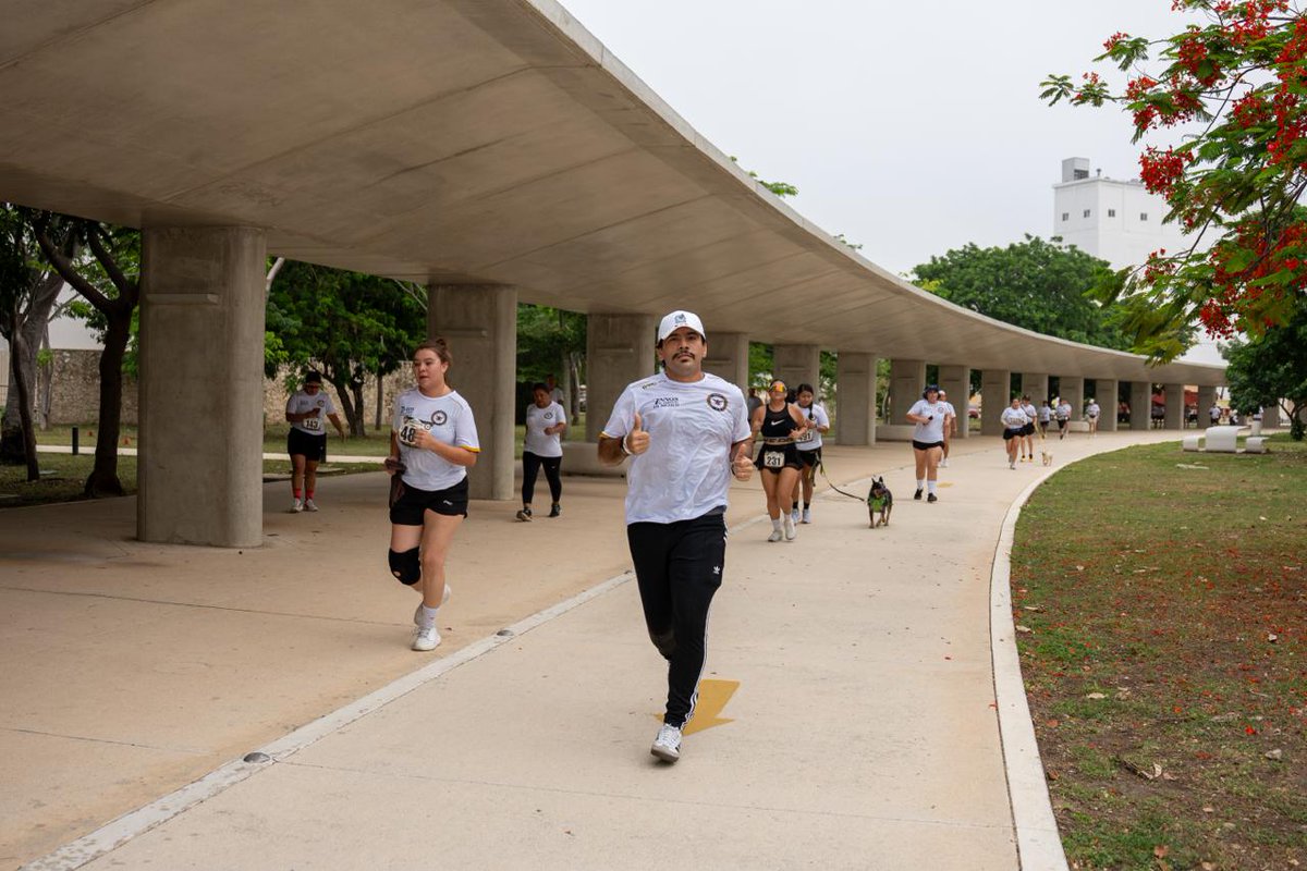 PJYucatan's tweet photo. El Magistrado Mauricio Cantón Dager, integrante del Tribunal de Disciplina, asistió en representación del Poder Judicial del Estado a la Carrera Deportiva "Ponte en Guardia", https://t.co/wjjGjPGgGi