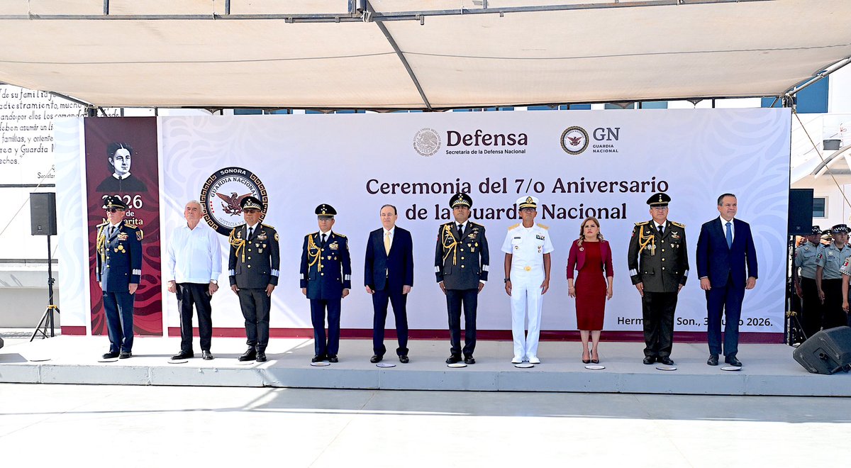 tonoastiazaran's tweet photo. Hoy participé en la ceremonia conmemorativa del 7.º Aniversario de la Guardia Nacional, junto al Gobernador de Sonora @AlfonsoDurazo y autoridades de la institución y de los tres órdenes de gobierno. 

Reconozco el esfuerzo, la entrega y el profesionalismo de la Guardia Nacional. Seguiremos trabajando en coordinación para fortalecer la seguridad y brindar mayor tranquilidad a las y los hermosillenses. 🤝🇲🇽