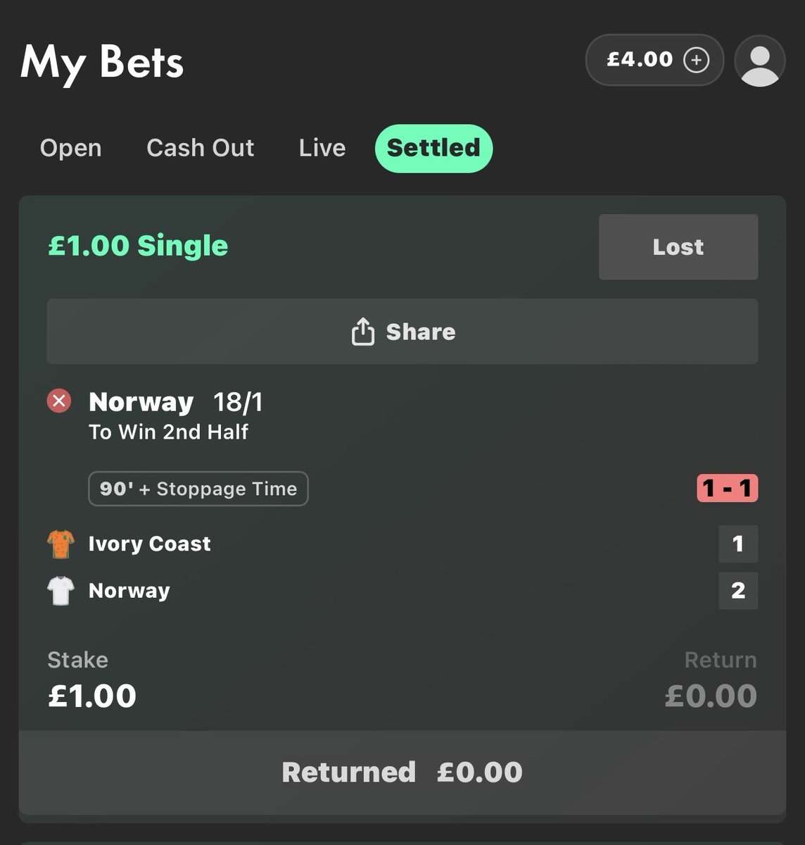 SladeyRunsPlays's tweet photo. @bet365 can someone tell me how this has lost? Don’t get it https://t.co/UO70riRpvC