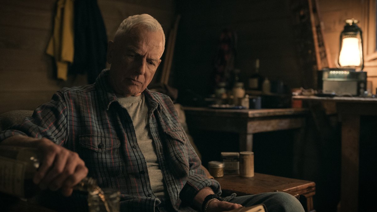 IrishFilmCritic's tweet photo. #MarkHarmon To Return As #Gibbs In Season 3 Of @CBS Original Series #NCISOrigins In A Season-Long Mystery This Fall https://t.co/f83MzMnKYo @NCIS_News @NCISVerse https://t.co/VdIfGWi9Cb