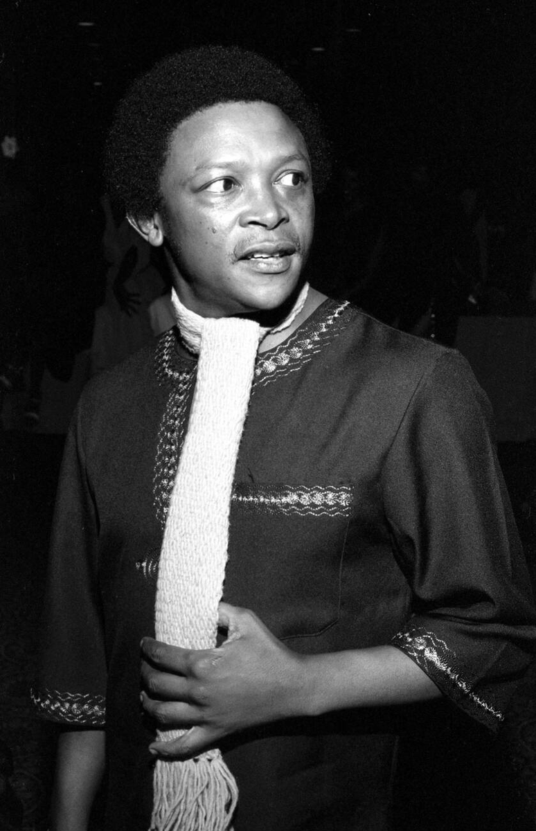 mznswkpd's tweet photo. Hugh Masekela at the NAACP Image Awards hosted at the Century Plaza Hotel, Los Angeles. (1978)
📸: Ralph Dominguez
#MediaPunch https://t.co/BRSxR2I6mu