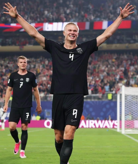 liberta___depre's tweet photo. Definido o adversário da Seleção Brasileira nas oitavas de final da Copa do Mundo!

Domingo, 17hs, no MetLife Stadium, em Nova Jersey, teremos Brasil x Noruega.

📷Getty Images https://t.co/C8r9Agt3WF