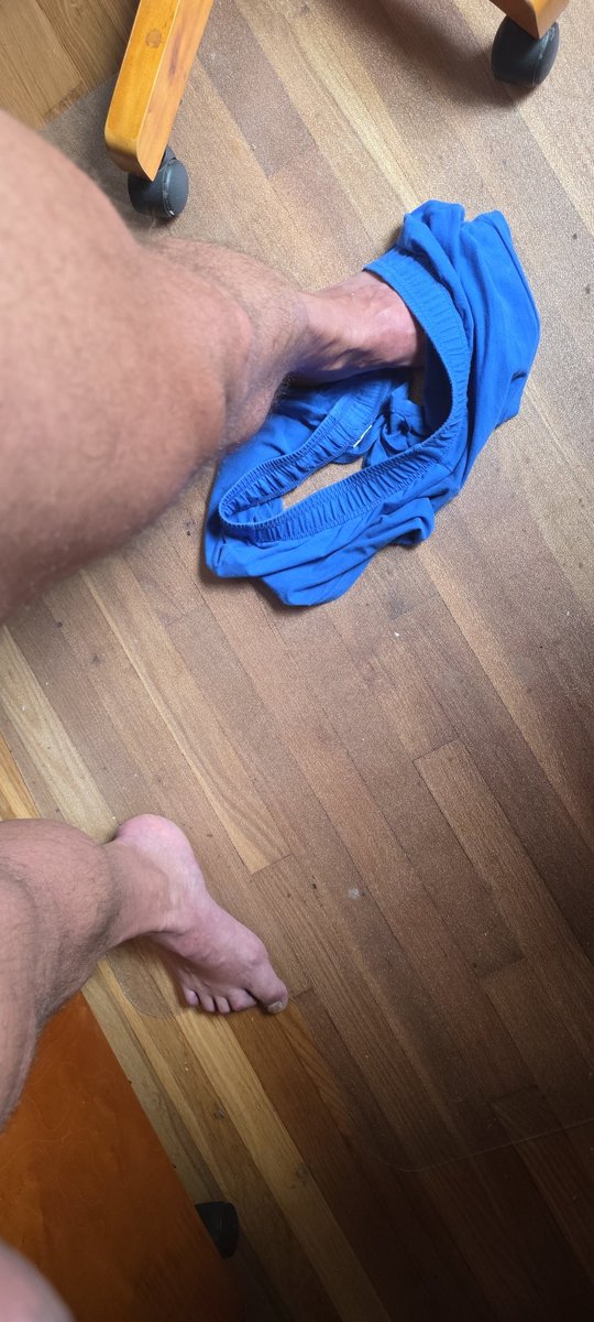 drewstr8up's tweet photo. Whats next now? #doublewides #gayfeet #footfetısh #feetfetısh https://t.co/l4zHN9MbAV