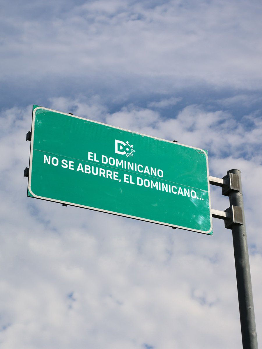 marcapaisrd's tweet photo. Los dominicanos tenemos la capacidad infinita de sacarle un chiste a todo y armar un "coro" donde sea. 🇩🇴🔥

¿Aburrirse? No conocemos esa palabra en nuestro vocabulario.

¿Cuál es tu truco dominicano para espantar el “aburrimiento”? 😁

#MarcaPaísRD #RepúblicaDominicana https://t.co/w5J7bvMGOQ