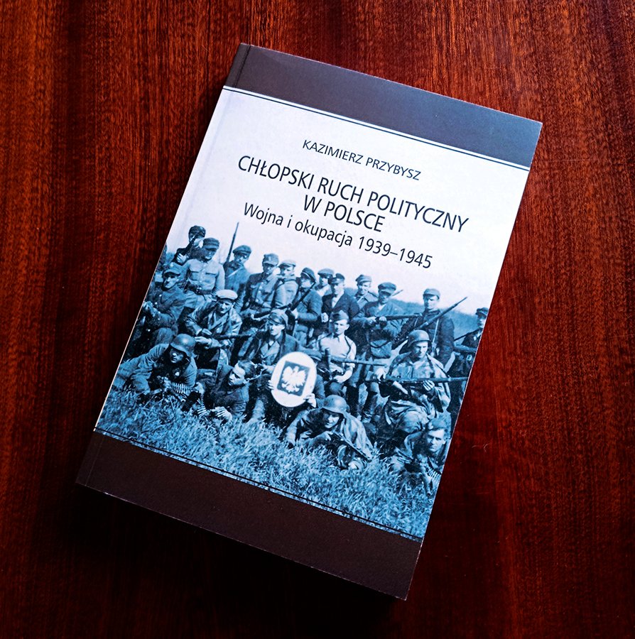 ZapomnianaB's tweet photo. Kazimierz Przybysz „Chłopski ruch polityczny w Polsce. Wojna i okupacja 1939-1945”
https://t.co/6ewEH5helT
#historia #IIwojnaświatowa #MHPRL #wojna #książka #dzieje #wieś #BCH #ludowcy #dywersja https://t.co/Y2asd5KxrF