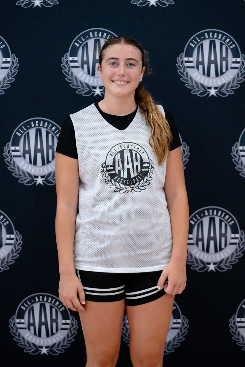 AllAcademicBB's tweet photo. PLAYER OF THE GAME 

Maddie Keough was one of the best playmakers on the floor, dishing out dimes all weekend. A true three-point sniper, she also finished well at the rim and kept defenses on their heels 🏀🔥 https://t.co/efYgkHen7i
