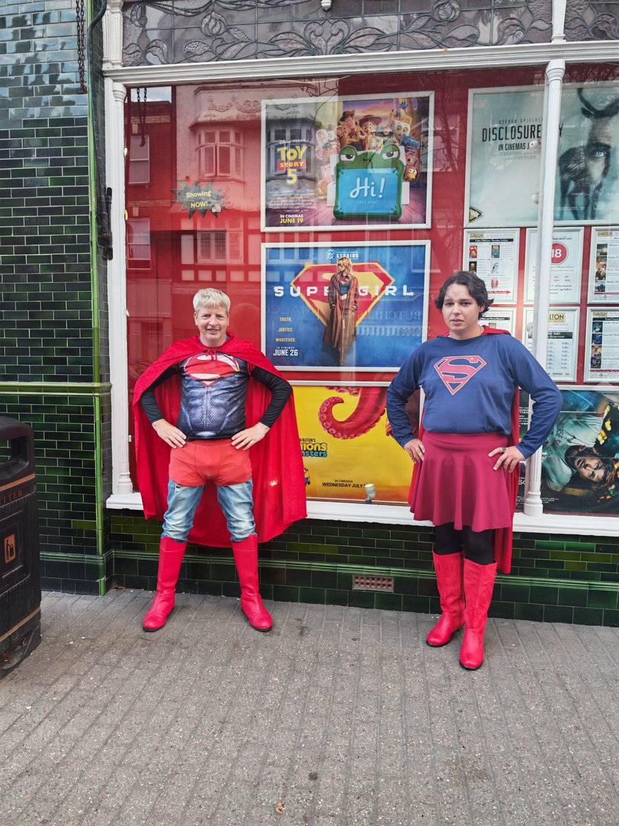 SimondsAlvin's tweet photo. Superman and Supergirl checked out the new movie 🎥🍿😊👍 https://t.co/vkr5mURax1