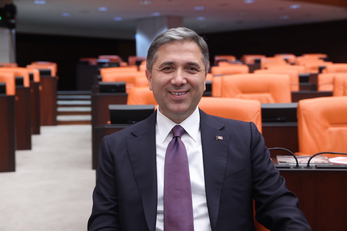 SirakayaZafer's tweet photo. 📍TBMM

@TBMMGenelKurulu’nda, 277 sıra sayılı Uzman Erbaş Kanunu ile Bazı Kanunlarda Değişiklik Yapılmasına Dair Kanun Teklifi’nin görüşmelerini sürdürüyoruz. https://t.co/4uZzTyXflg