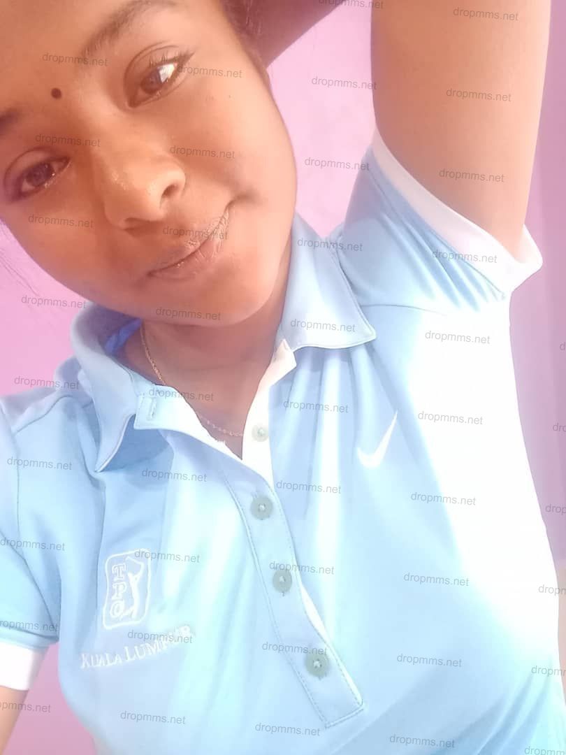 Ehkbso's tweet photo. Malaysian tamil girl full collection https://t.co/WeuSi3qnbK
