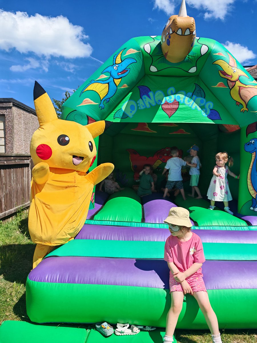 SimondsAlvin's tweet photo. Pikachu and Bat minion met families at a social club event https://t.co/uYCvtNiKnJ