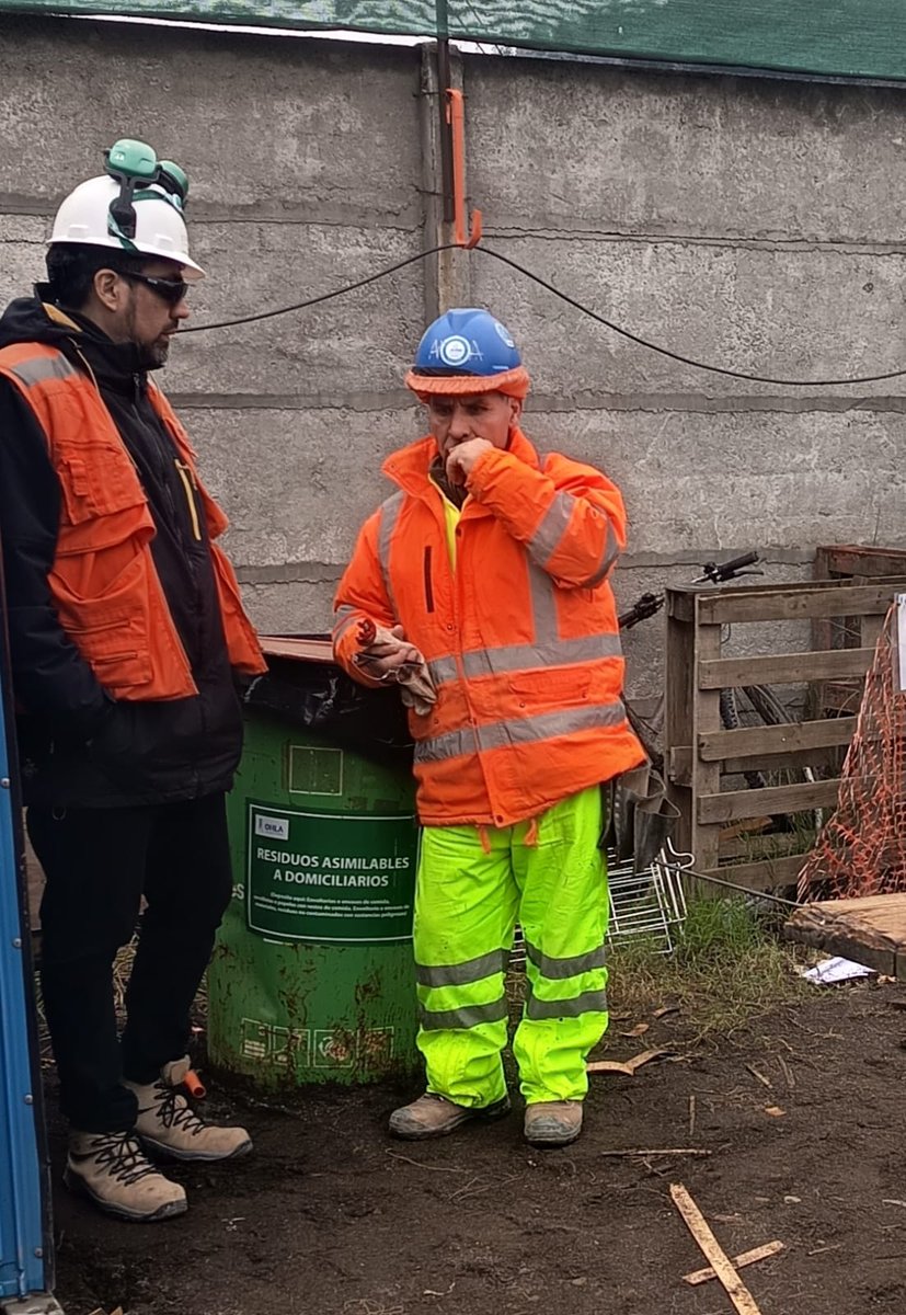 Sintec_Chile's tweet photo. La semana pasada se dio inicio a nuestro plan de Certificación Nacional de Competencias Laborales del SINTEC-Chile en conjunto a ChileValora. Las primeras evaluaciones de competencias se realizaron en la base sindical de la empresa OHLA en la región del Biobío. https://t.co/3SEstTdsLI
