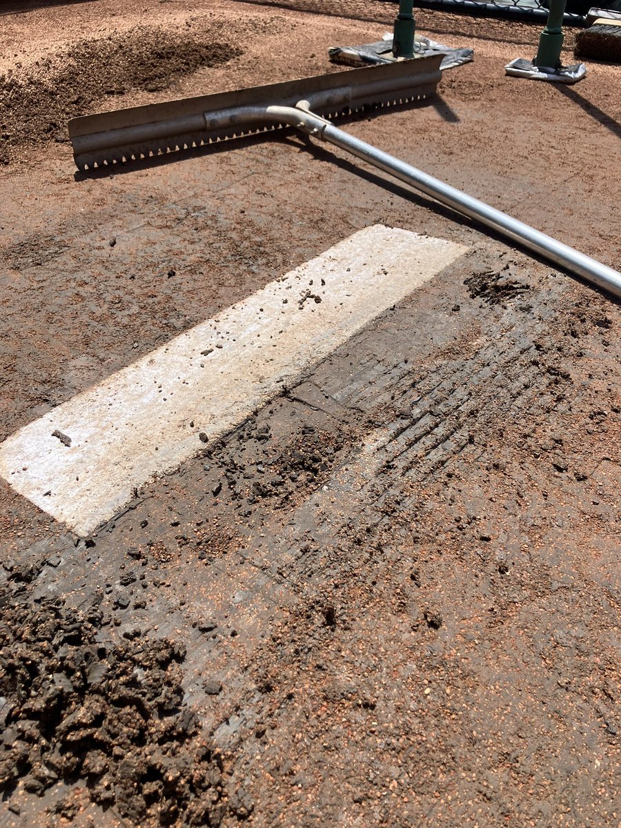 PigsGroundsCrew tweet picture