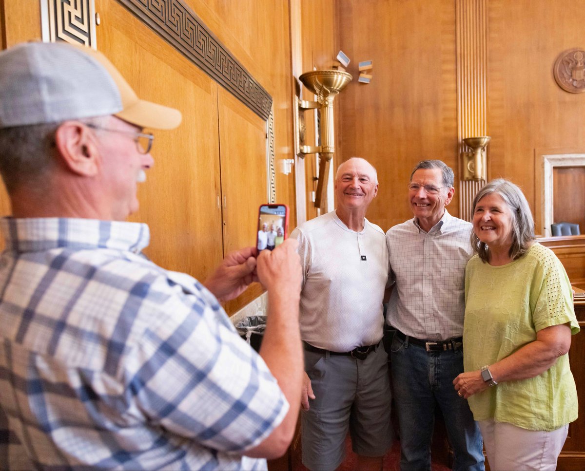 SenJohnBarrasso's tweet photo. It was a pleasure to welcome folks from Worland to Washington, D.C. last week. We had meaningful conversations about the preservation of liberty, the enduring ideals found in our Declaration of Independence, and the anticipation of celebrating the Fourth of July back home. https://t.co/A4VDkigmVg