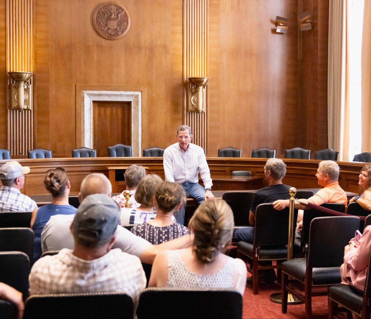SenJohnBarrasso's tweet photo. It was a pleasure to welcome folks from Worland to Washington, D.C. last week. We had meaningful conversations about the preservation of liberty, the enduring ideals found in our Declaration of Independence, and the anticipation of celebrating the Fourth of July back home. https://t.co/A4VDkigmVg