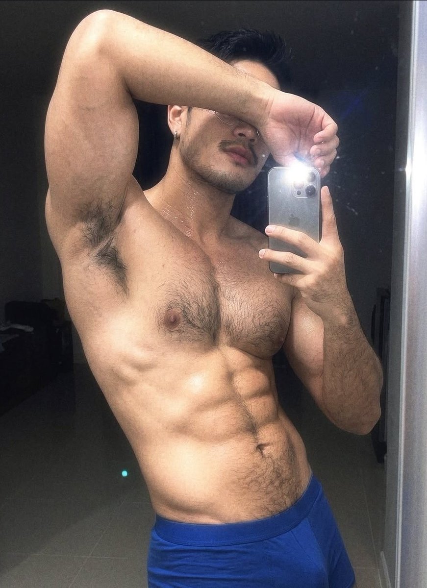 Pit_topia's tweet photo. Lick that pits https://t.co/LSzcZQuKie