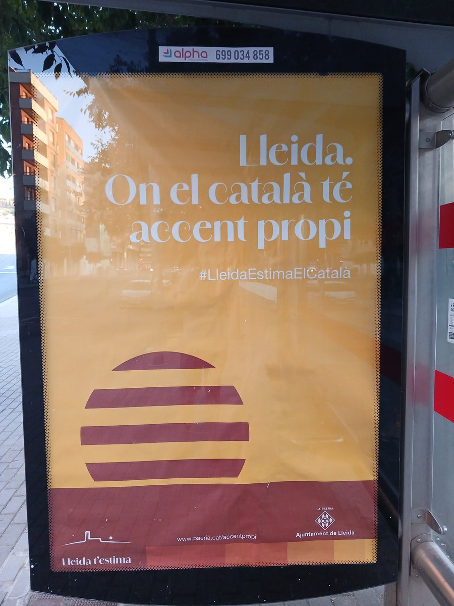AntoniRode48281's tweet photo. Cinisme lingüístic destacant aspectes merament folklòrics. El de promoure la  llengua catalana en el dia a dia dels lleidatans això no cal! @paerialleida  espanyolitat amb accent i majúscules. https://t.co/h2Bj0Iej9G