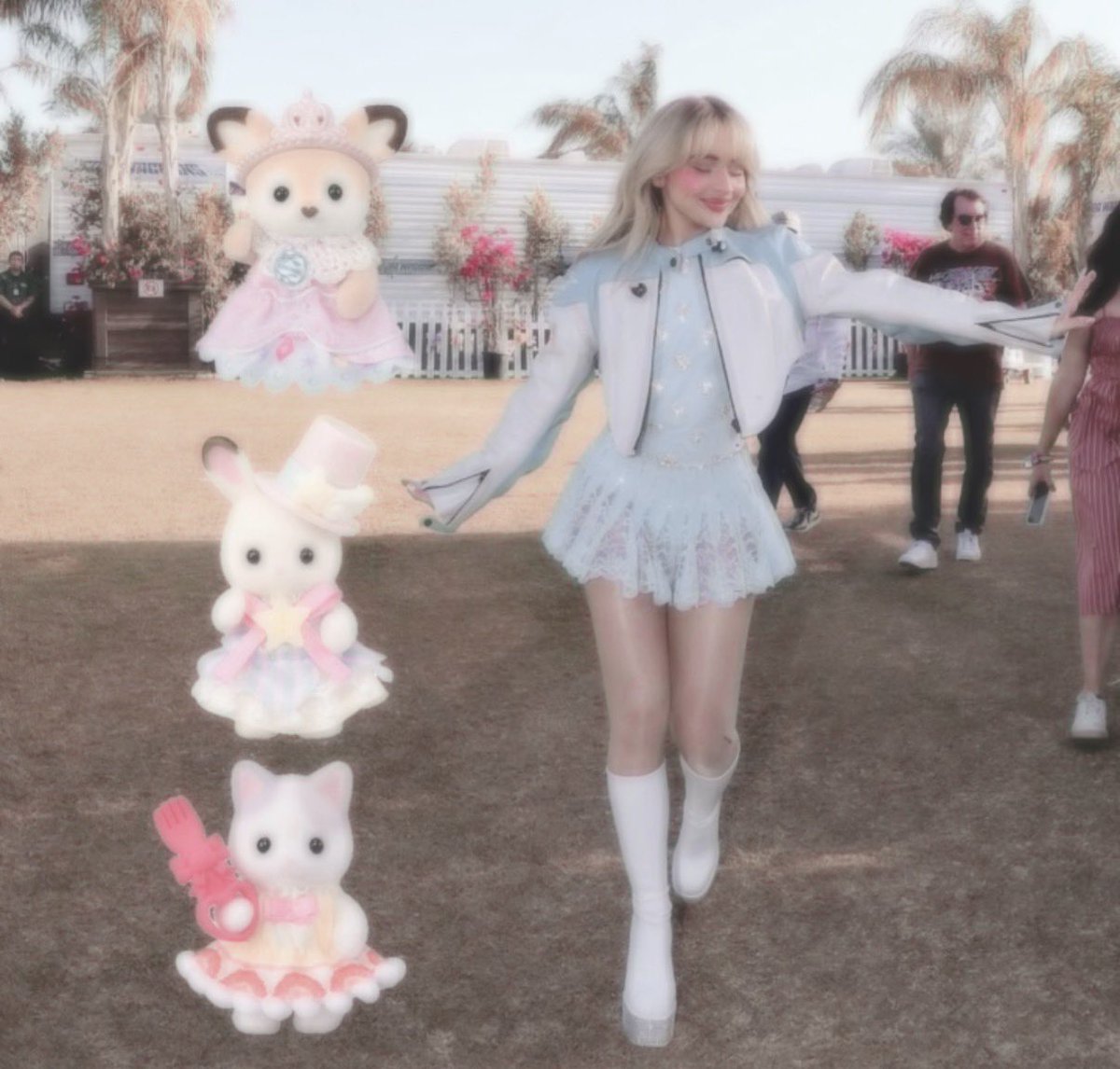sabsweetreat's tweet photo. she’s only 3 calico critters tall ʕ•ᴥ•ʔ https://t.co/U4gr02HamW