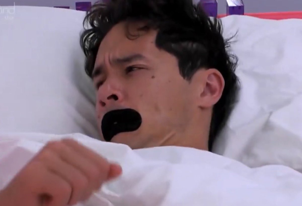 eaterisms's tweet photo. Carl waking up confused as shit wondering where his walls went. https://t.co/ct1uMoLnei