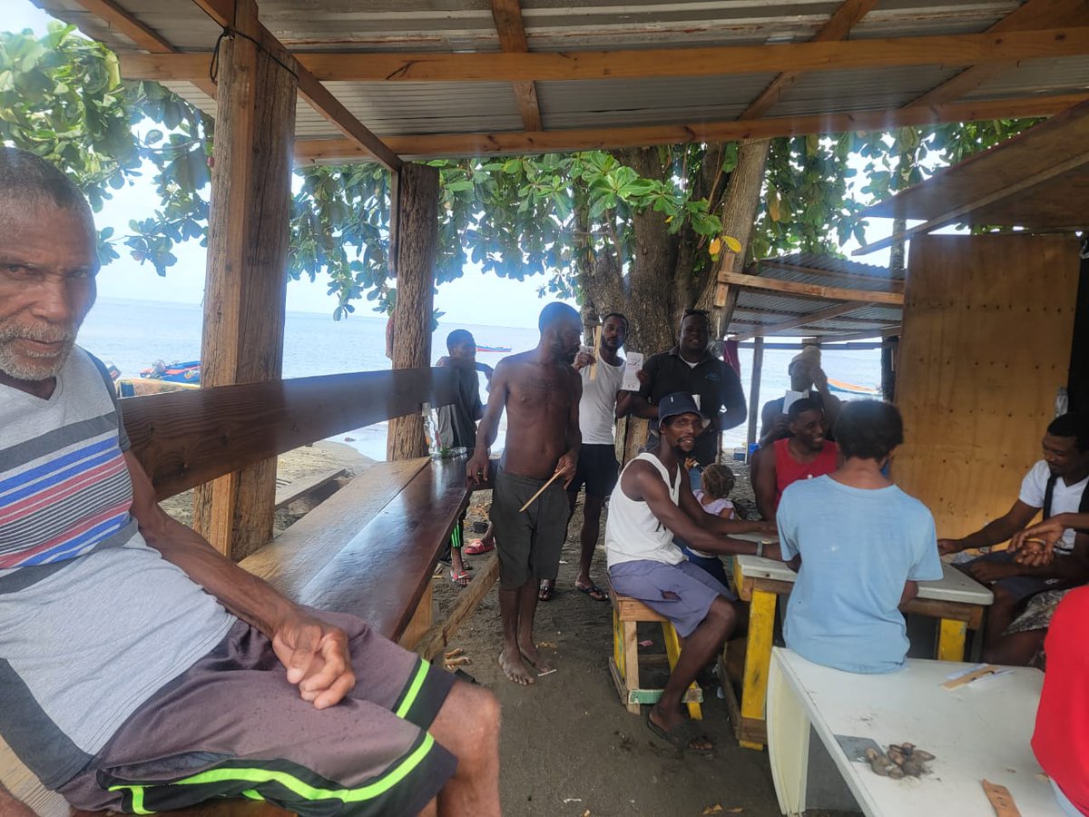 EPICislands's tweet photo. In Barrouallie and Questelles, our Grenadines team connected with 200+ students, teachers, fisherfolk, farmers, and community members through school visits, beach outreach, and environmental education across St. Vincent. 

#EPICIslands #SVG https://t.co/uN5WMix877