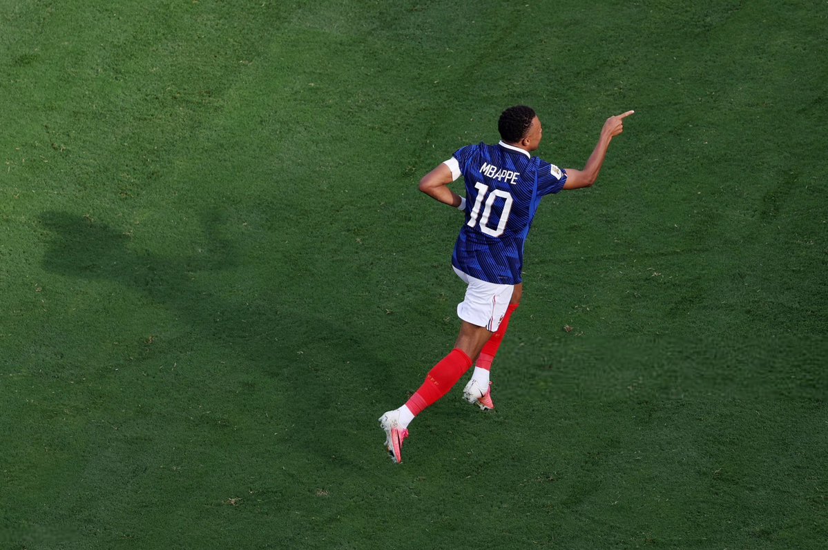 highlightplugg's tweet photo. Mbappé opens the scoring 🇫🇷🔥

Kylian Mbappé puts France ahead against Sweden in the World Cup Round of 32.

Dembélé assist. Mbappé finish.

#Mbappe #FranceVsSweden #WorldCup2026 https://t.co/BWZg65CsSe