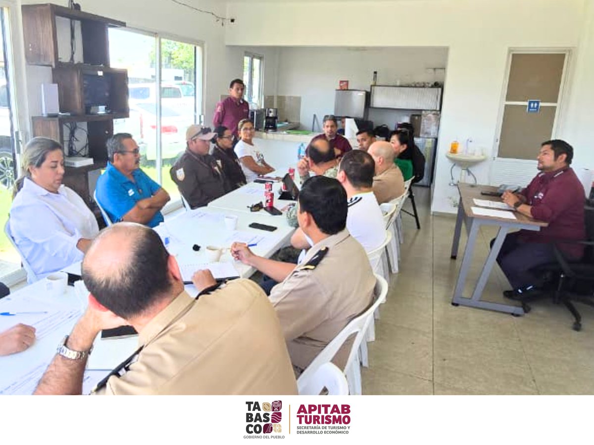 API_TABASCO's tweet photo. 📌 El día de hoy se llevó a cabo la sesión del Comité de Operación del Área Portuaria de Chiltepec.

Durante la reunión se abordaron temas de seguridad portuaria, normatividad vigente e integración de la comunidad portuaria con la población de Chiltepec. https://t.co/bxPPDrt1CX