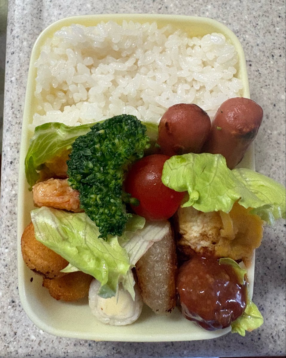 moccan_hui's tweet photo. #フウイさん家のお弁当備忘録 

娘リクエストでミニマム化
多かったか……( ･ω･)ﾌﾑ
昨日と今日の🍱 https://t.co/xhZalDbFMl