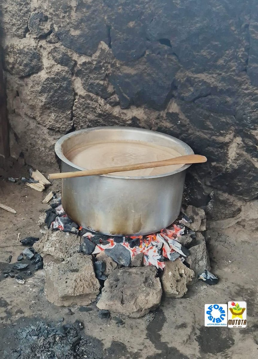 fomubisa's tweet photo. Bonne nouvelle au Centre MABADILIKO !

Ce lundi 29 juin 2026, nous avons lancé notre nouveau programme de prévention de la malnutrition 🥣 dans le cadre du projet « Un avenir lumineux pour les orphelins de Goma, Phase 2 ».

44 orphelins (21 garçons et 23 filles) reçoivent désormais chaque lundi, mercredi et vendredi une bouillie ultra-nutritive pour les protéger de la malnutrition.

Ce premier jour, la joie des enfants et leurs prières de bénédiction nous ont profondément émus.

Merci à notre partenaire MUTOTA, à la FUPD qui nous a accompagnés, à nos donateurs, et à l'équipe FOMUBISA toujours engagée.

Rendez-vous mercredi !

#FOMUBISA #Goma #ProtectionDeLenfance #Nutrition #Orphelins #Solidarité #RDCongo #UnAvenirLumineuxPourLesOrphelinsDeGoma