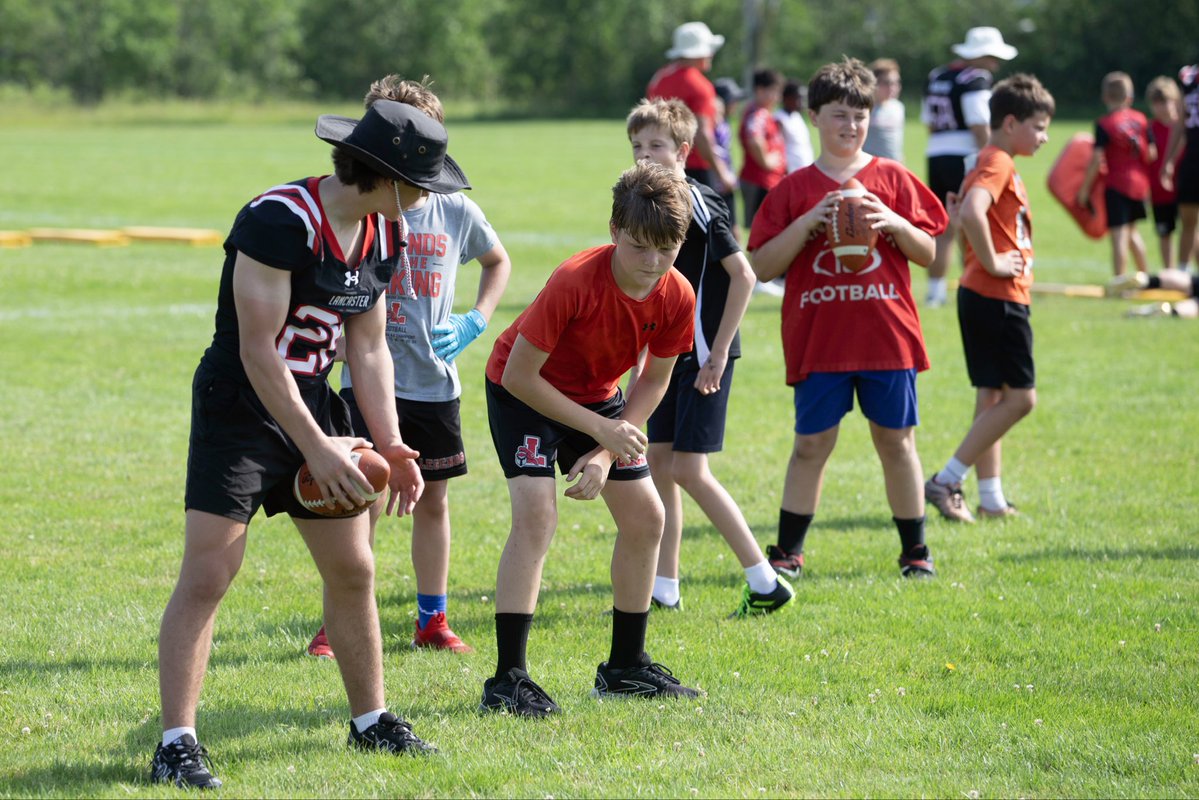 LHSfballLegends's tweet photo. Day #2 of Camp was a great one ! Go Legends ! https://t.co/ySqZZxnZ4u