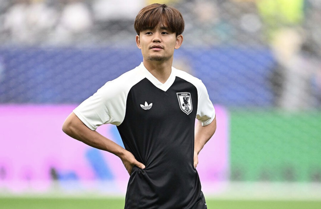 Nika38069889's tweet photo. キャプテン翼の東邦学園風の日本代表練習ウェアが話題に⚽
#キャプテン翼  #東邦学園  #サッカー日本代表は https://t.co/0DlmhPJoYj